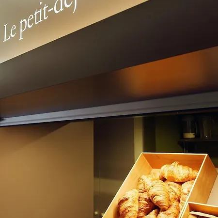 Nantes Reze Sebastien Otel Saint-Sébastien-sur-Loire